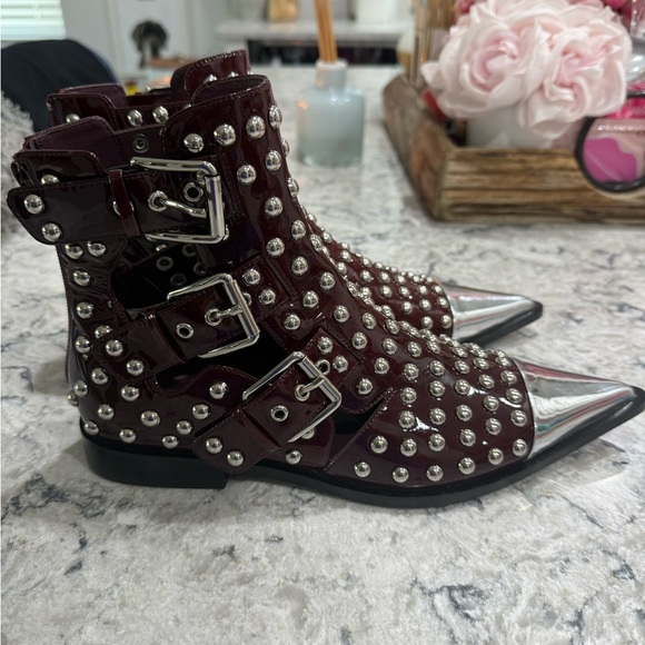 Jeffrey Campbell Trespass Cherry Red Cut Out Point Toe Low Buckle Ankle Booties - Picture 3 of 5